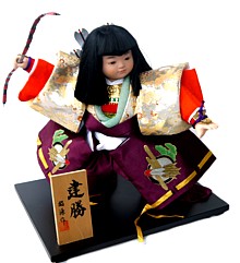 японская интерьерная кукла Юный самурай с луком в руке
