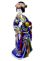 японская антикварная фарфоровая статуэтка ДАМА В СИНЕМ КИМОНО, 1800-е гг.