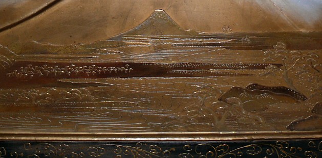 рисунок на подставке для трех самурайских мечей