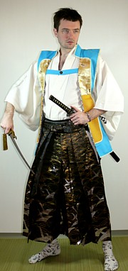одежда самурая: церемониальная куртка дзинбаори